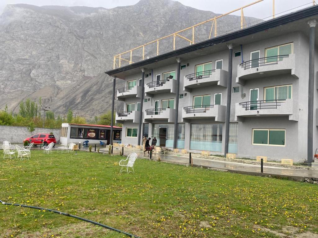 Eat And Read Hotel Skardu Ngoại thất bức ảnh